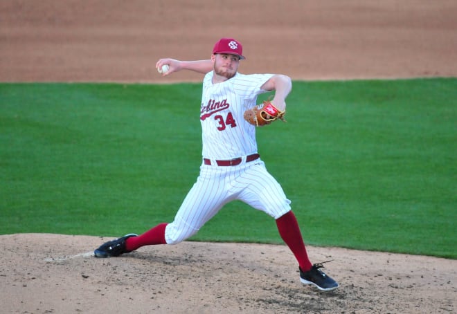 Pitching Powers South Carolina Gamecocks Baseball Past Mercer Bears In 