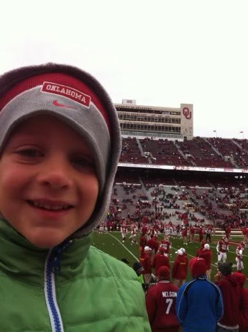 A young Evans at his first Oklahoma game