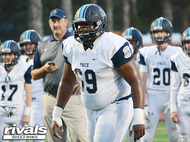 Five-star OL Jamaree Salyer among the top players seen by Alabama this week.