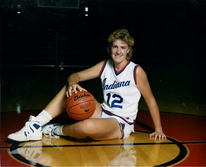 Jane (Calhoun Schott) was a 1987 Indiana All-Star before coming to Purdue. The Tipton (Ind.) native started 46 of 120 games and was a key role player from 1988-92 playing a key role in the resurgence of the women's hoops program. 