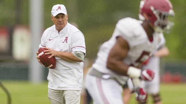 Alabama special teams coordinator/ tight ends coach Joe Pannunzio works with tight ends during the Crimson Tide's spring camp. Photo | Laura Chramer