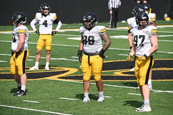 We take a look at the Iowa defensive line from this spring. 