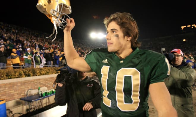 Quarterback Brady Quinn and his 2003 recruiting class carried Notre Dame to two straight major bowls while the recruiting floundered before and after them.