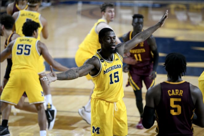 Michigan Wolverines basketball G Chaundee Brown