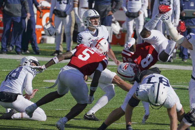 Penn State struggled to reach the end zone despite repeated opportunities Saturday at Nebraska, settling for three field goals along the way.