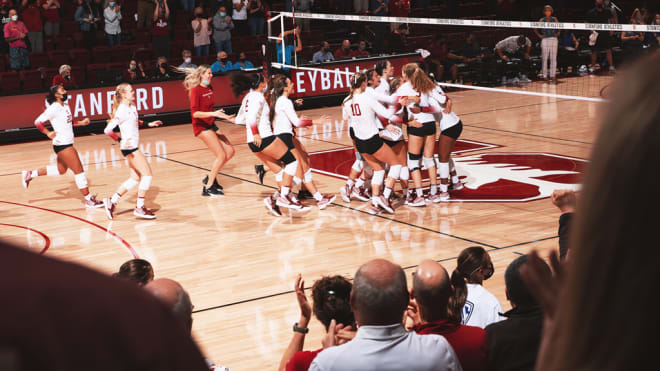 Stanford is going for their 10th national championship. 