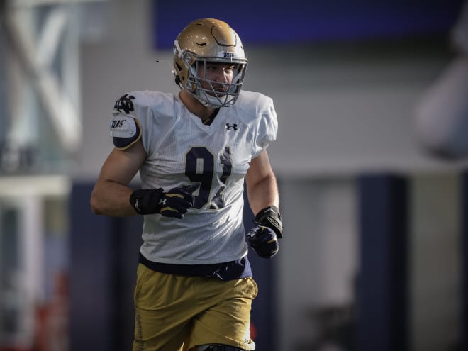 Notre Dame defensive end Aiden Gobaira tore his ACL in Tuesday's practice.