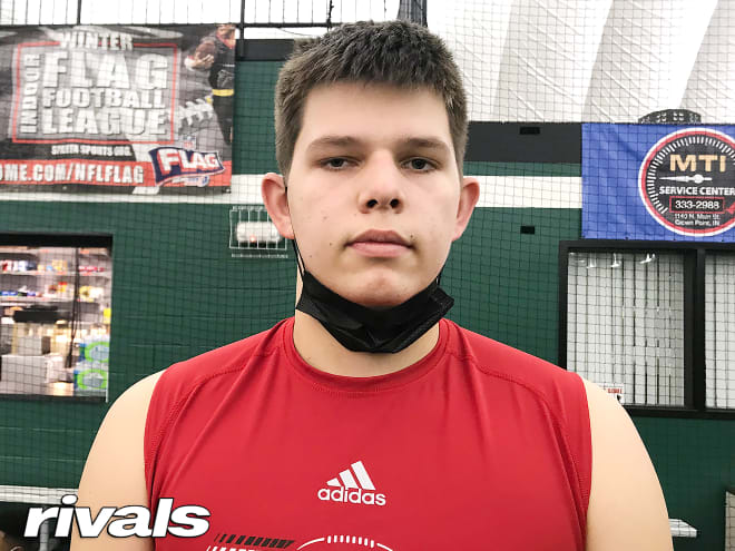 Offensive lineman Cannon Leonard is the latest commitment for the Iowa Hawkeyes.
