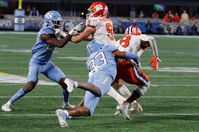 Cedric Gray makes a tackle against Clemson in the 2022 ACC Championship game