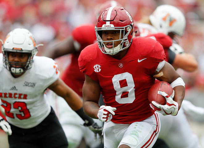 Alabama running back Josh Jacobs (8) carries the ball against Mercer. Photo | Getty Images