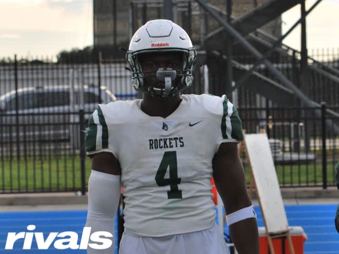 Miami Central four-star DE Rueben Bain