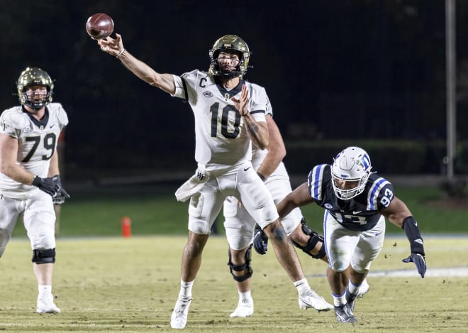 After five seasons in a Wake Forest uniform, quarterback Sam Hartman (10) will finish his collegiate career at Notre Dame.