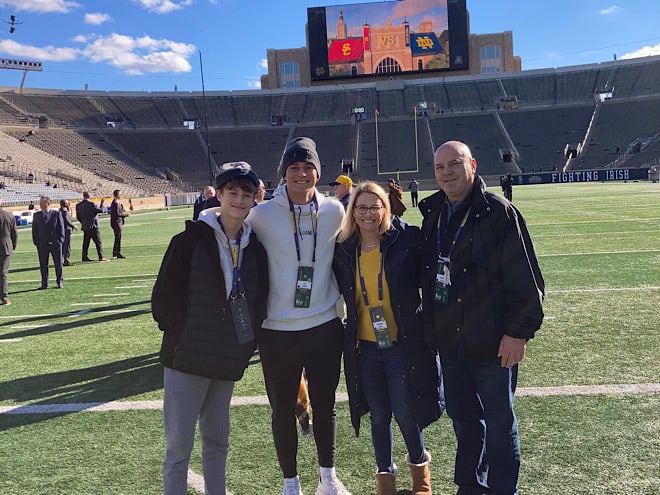 2024 class four-star quarterback CJ Carr chose ND over Georgia, LSU, Michigan, Michigan State and Wisconsin. 