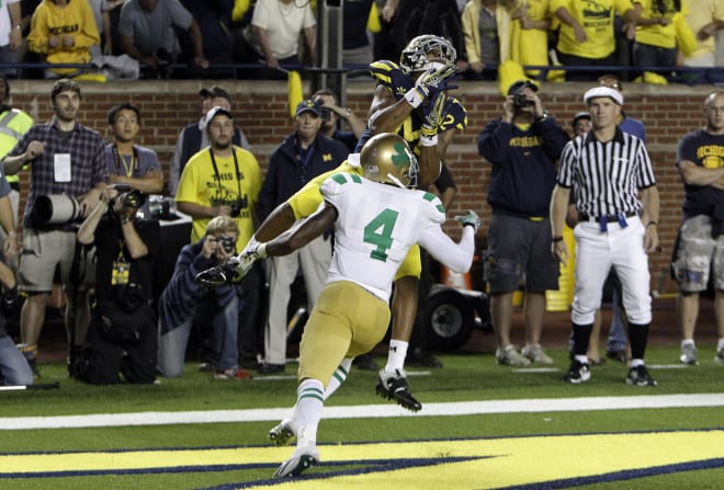 Michigan Wolverines football wideout Roy Roundtree caught the game-winning touchdown with two seconds to go in a thrilling win over Notre Dame in 2011.