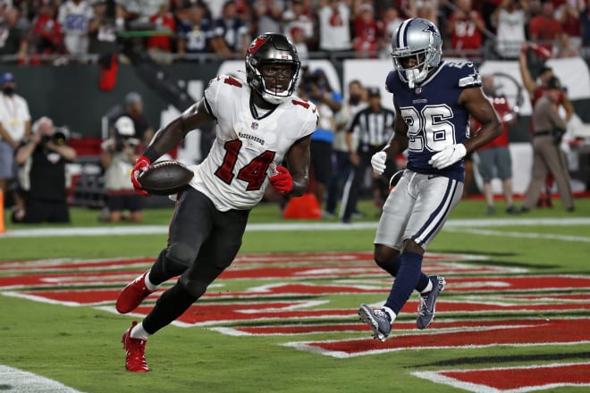 NFL Week 15 Recap: Chris Godwin Torn ACL