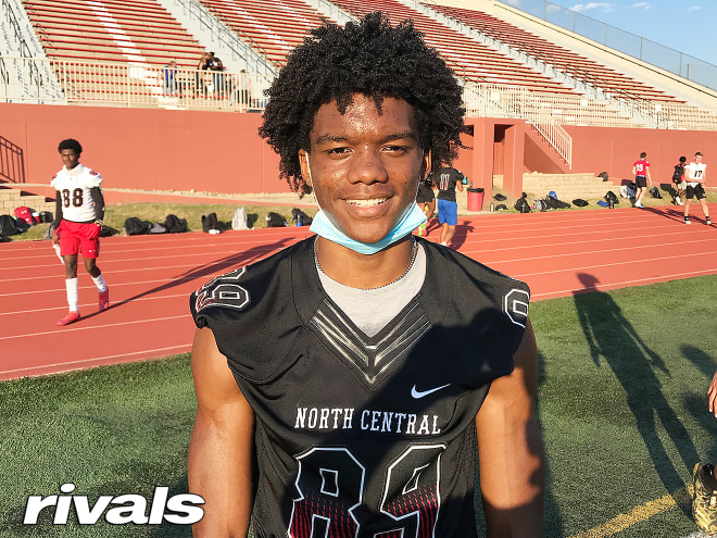 Wisconsin offered four-star wide receiver Cam Williams on Thursday. 