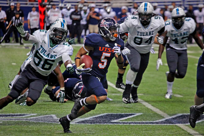 Brandon Armstrong filled in at running back against Tulane and scored the Roadrunners only touchdown that day.