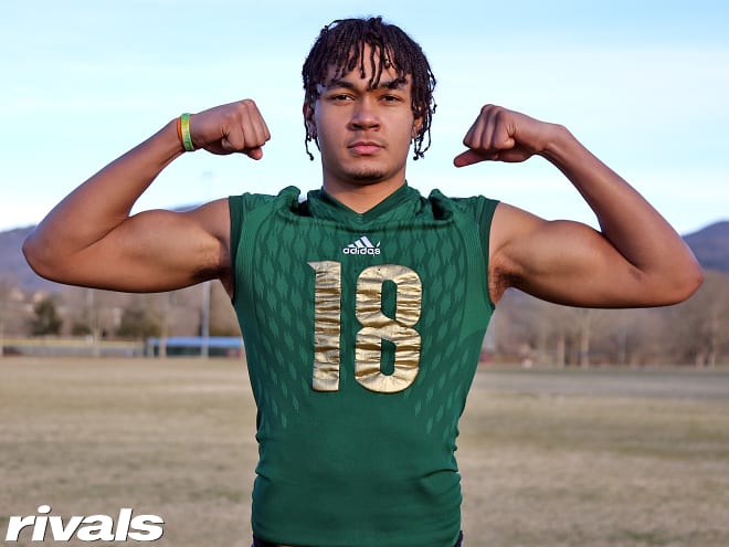 The Fighting Irish have added an international defensive end to their 2022 class.