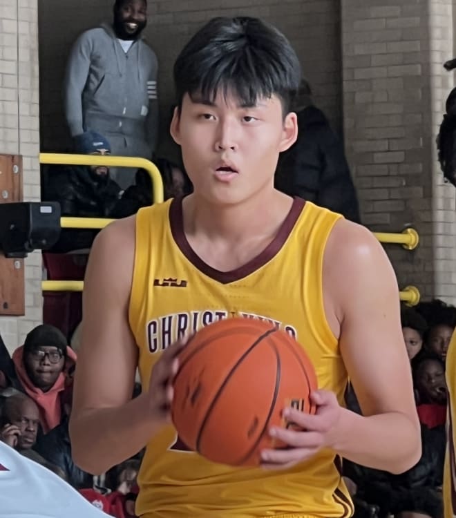 Qinfang Pang dropped a momentum changing, crowd-pleasing dunk in the second quarter