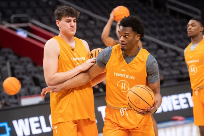 In Search Of Transfer Big, 'It's All Evaluation' For Tennessee Basketball -  VolReport