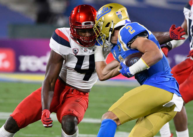 Arizona DB Christian Roland-Wallace announced he will enter the transfer portal on Tuesday (USA Today Sports)