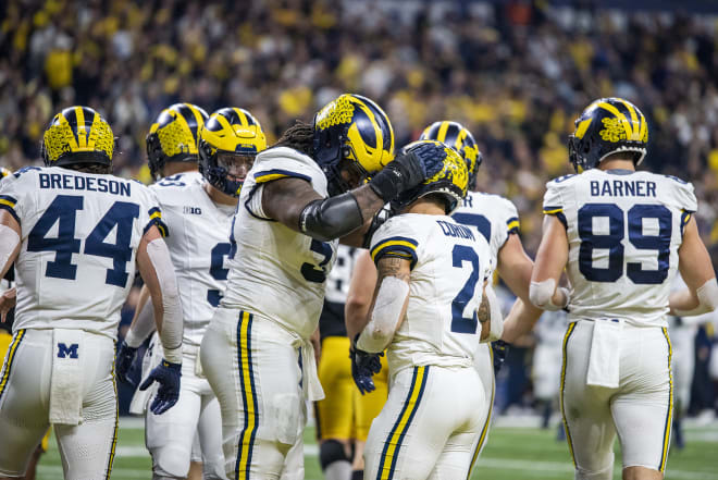 Blake Corum ties Michigan career rushing record Maize BlueReview