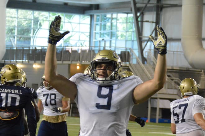 Tyler Davis celebrates a TD during a red zone drill