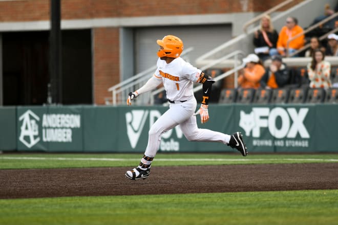 Tennessee's Christian Moore (1) runs towards second base during a game between Tennessee and Albany, at the Lindsey Nelson Stadium, Friday, Feb. 23, 2024.