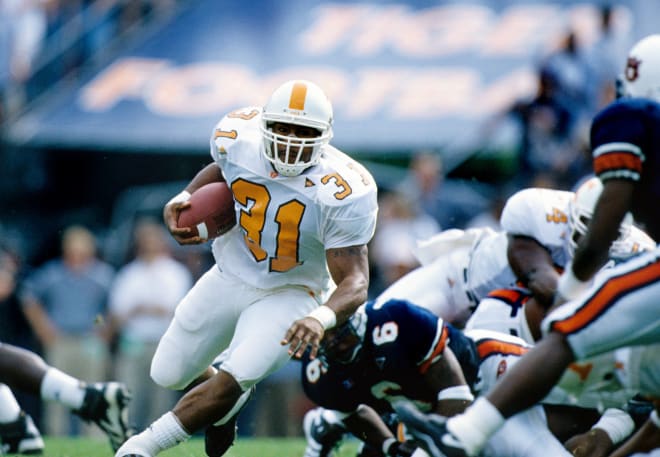 Oct 3, 1998; Auburn, AL, USA; FILE PHOTO; Tennessee Volunteers running back Jamal Lewis (31) in action against the Auburn Tigers during the 1998 season.