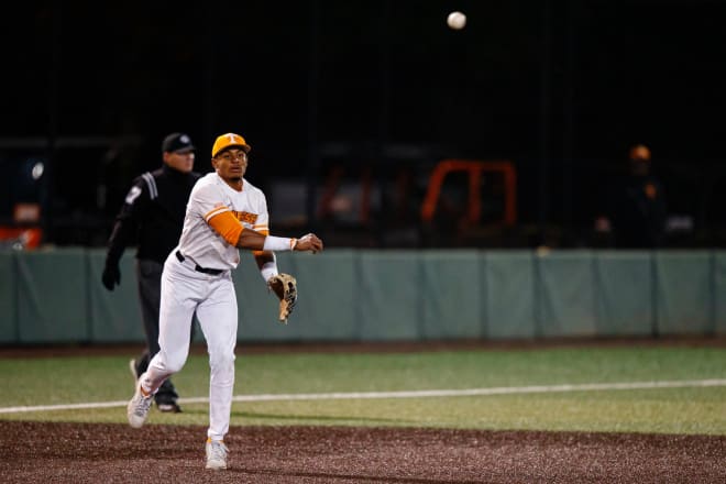 LOOK: Iconic picture emerges involving Tennessee baseball 2022 tradition -  On3