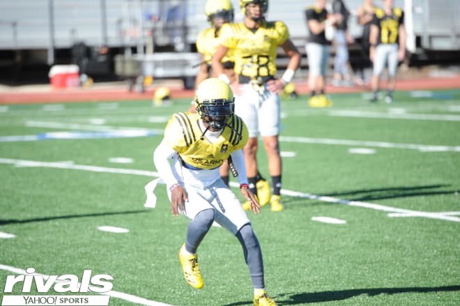 USC could be the school Darnay Holmes chooses this weekend.