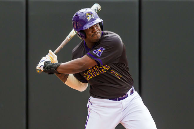 Dwanya Williams-Sutton and East Carolina pick up a midweek win against Campbell to move to 4-0