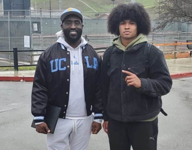 UCLA running backs coach DeShaun Foster stopped by Danville (Calif.) Monte Vista to visit with 2025 all-purpose back Julian McMahan on Tuesday.