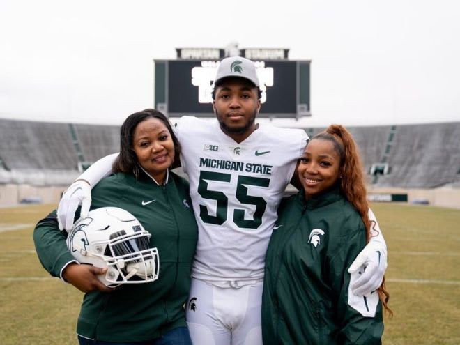 Chimdy Onoh with his mother and sister (photo courtesy of Chimdy Onoh)