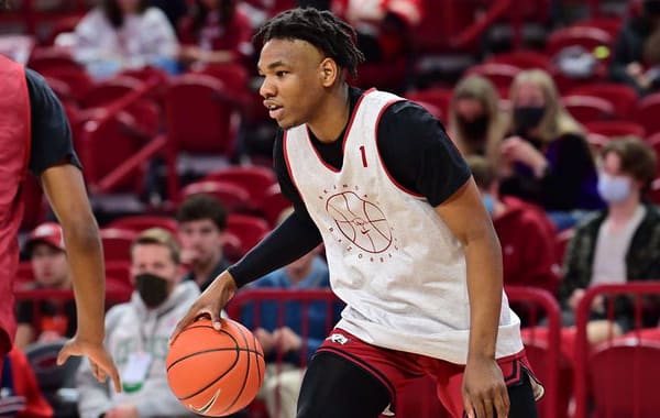JD Notae scored 30 points in Arkansas' annual Red-White game.