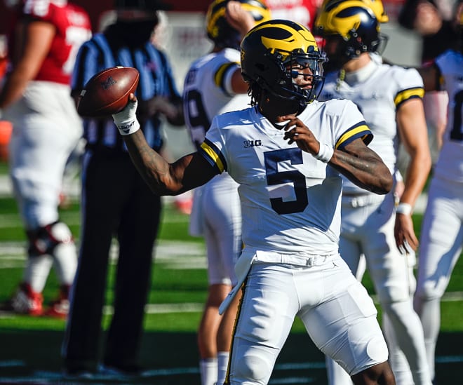 Michigan Wolverines football QB Joe Milton