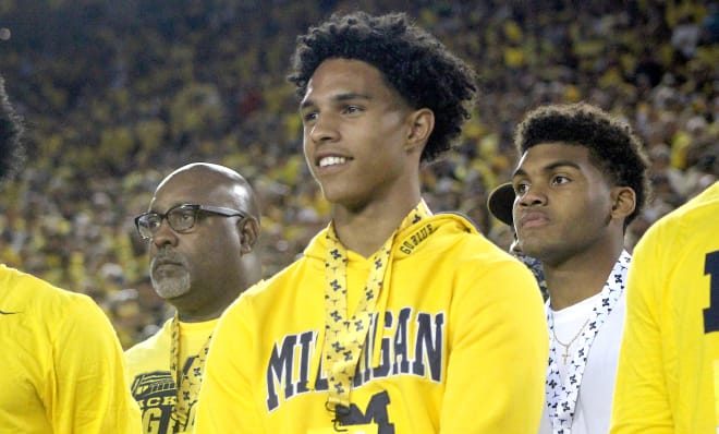 Rivals100 wide receiver Tyler Morris holds a Michigan Wolverines football recruiting offer. 