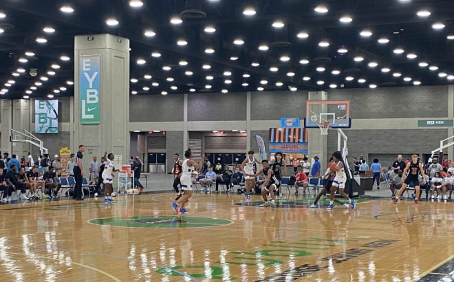 There are multiple Indiana targets standing out with their play thus far this season on the EYBL circuit. (TheHoosier.com). 