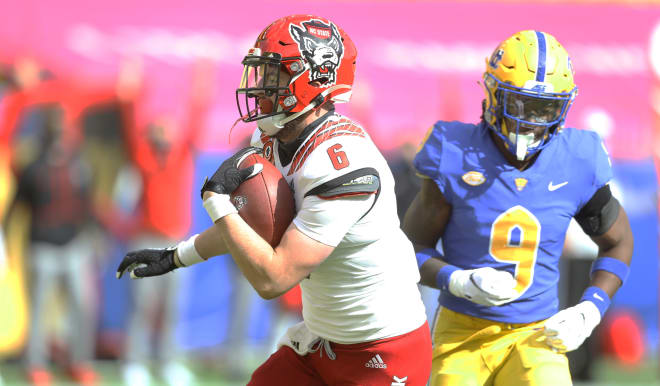 NC State Wolfpack football tight end Cary Angeline