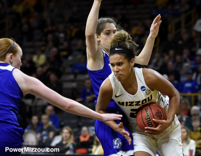 A clutch three-pointer by forward Cierra Porter helped Missouri upset No. 5 Mississippi State in 2019.