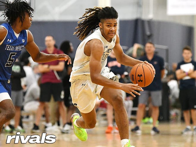 D.C. Premier wing Justin Fernandez drives past a defender during an Under Armour Association game.