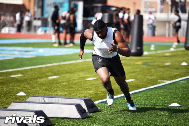 Five-star Georgia DE Mykel Williams running drills at UA camp in Atlanta (Sam Spiegelman, Rivals.com)