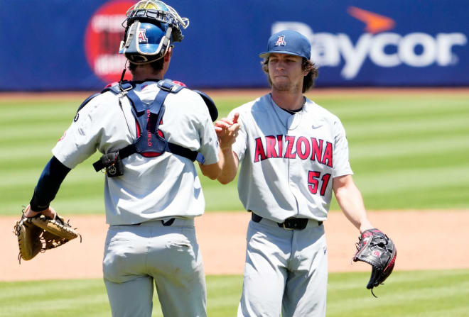 Arizona Wildcats baseball puts together complete performance to