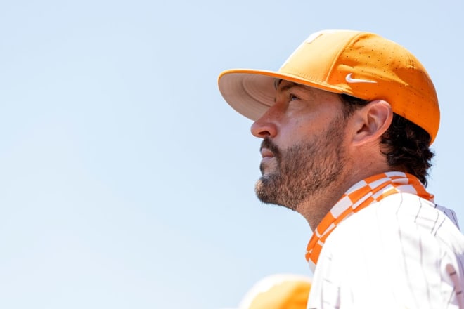 VolReport - BREAKING: Tony Vitello inks extension with Vols, receives raise