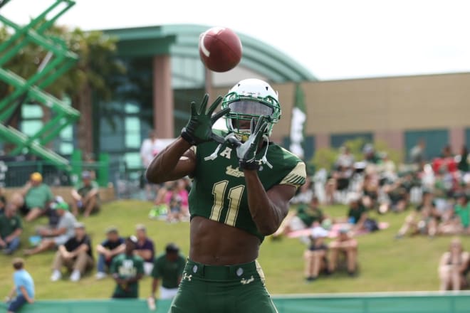 Valdes-Scantling hauls in a pass before the spring game in Tampa