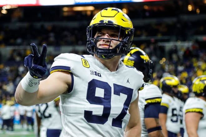 Michigan's Aidan Hutchinson wins Lott IMPACT Trophy