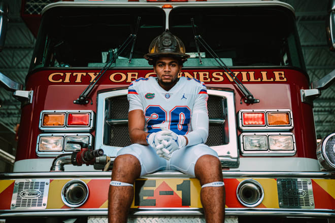 Gators reveal jersey combination for USF game - 1standTenFlorida