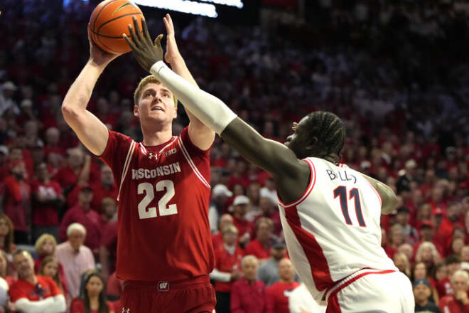 Wisconsin graduate center Steven Crowl is the Badgers' most experienced frontcourt player entering the season.