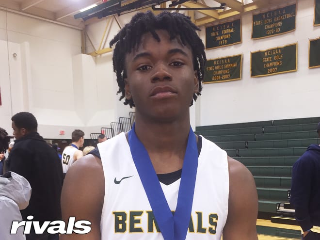 Greensboro (N.C.) Day senior point guard Cam Hayes officially visited NC State this past weekend, and publicly announced his verbal commitment Friday..