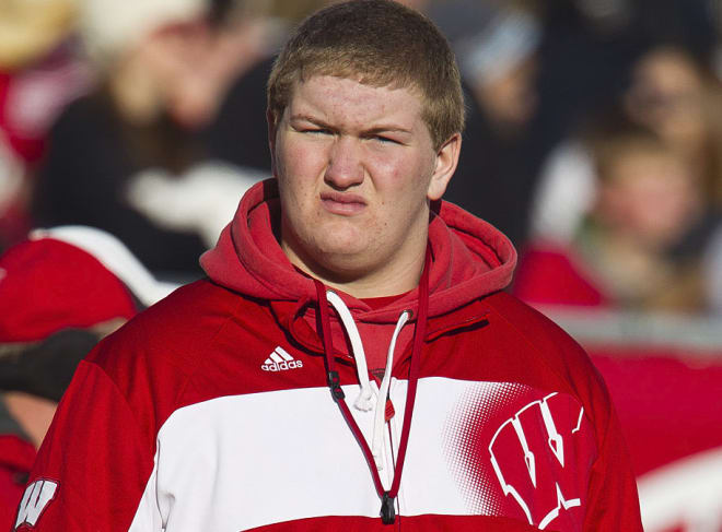 Former Badgers offensive lineman Michael Deiter selected by Miami Dolphins  in third round of NFL Draft